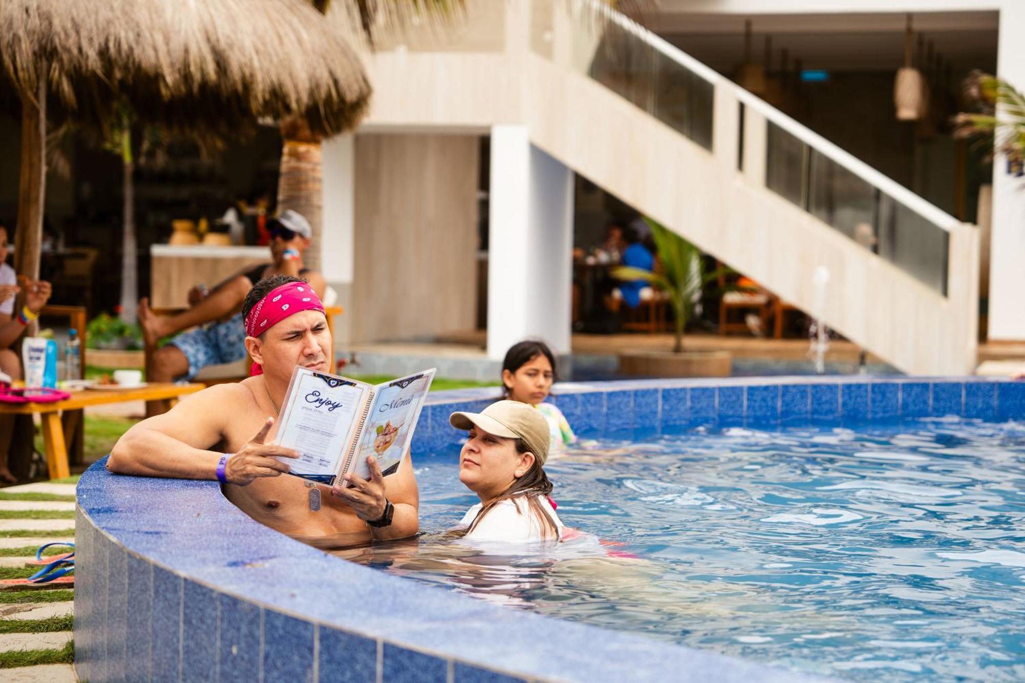 Hotel Presidente Beach Playas Exterior photo