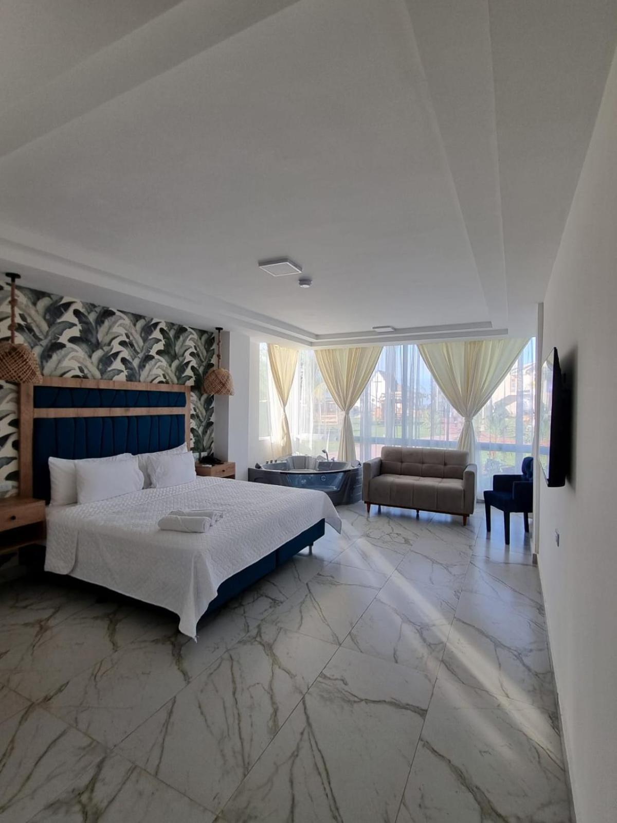 Hotel Presidente Beach Playas Exterior photo